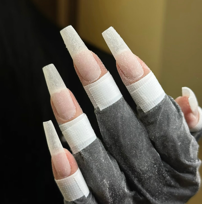 Home Use UV LED Nail Curing Lamp, Easy Operation for DIY Gel Polish Lovers Home Use UV LED Nail Curing Lamp, Easy Operation for DIY Gel Polish Lovers